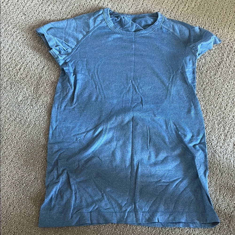 Lulu lemon top